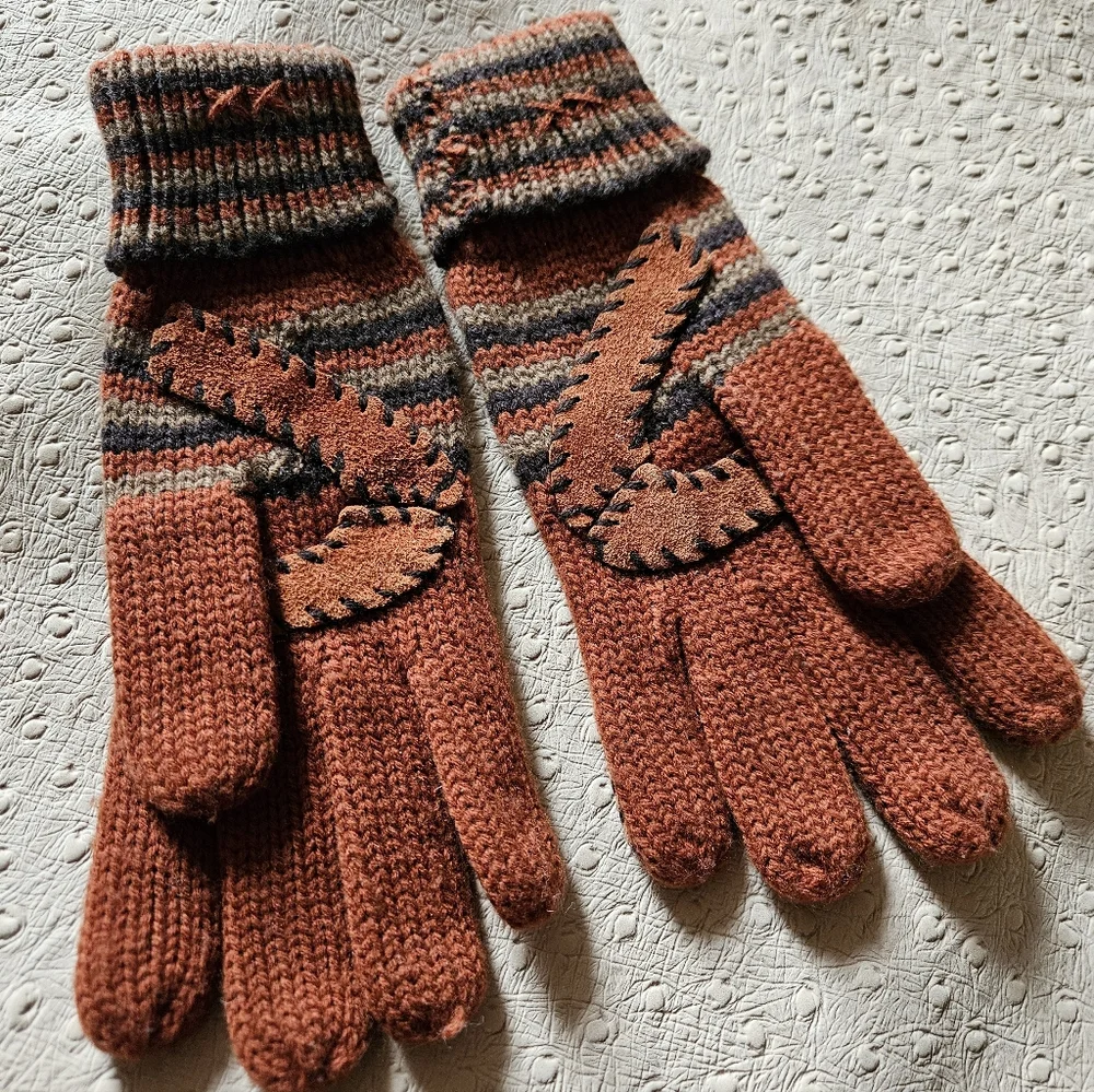 Vintage NOS Van Raalte Brown Acrylic And Leather Suede Gloves - Picture 4 of 7